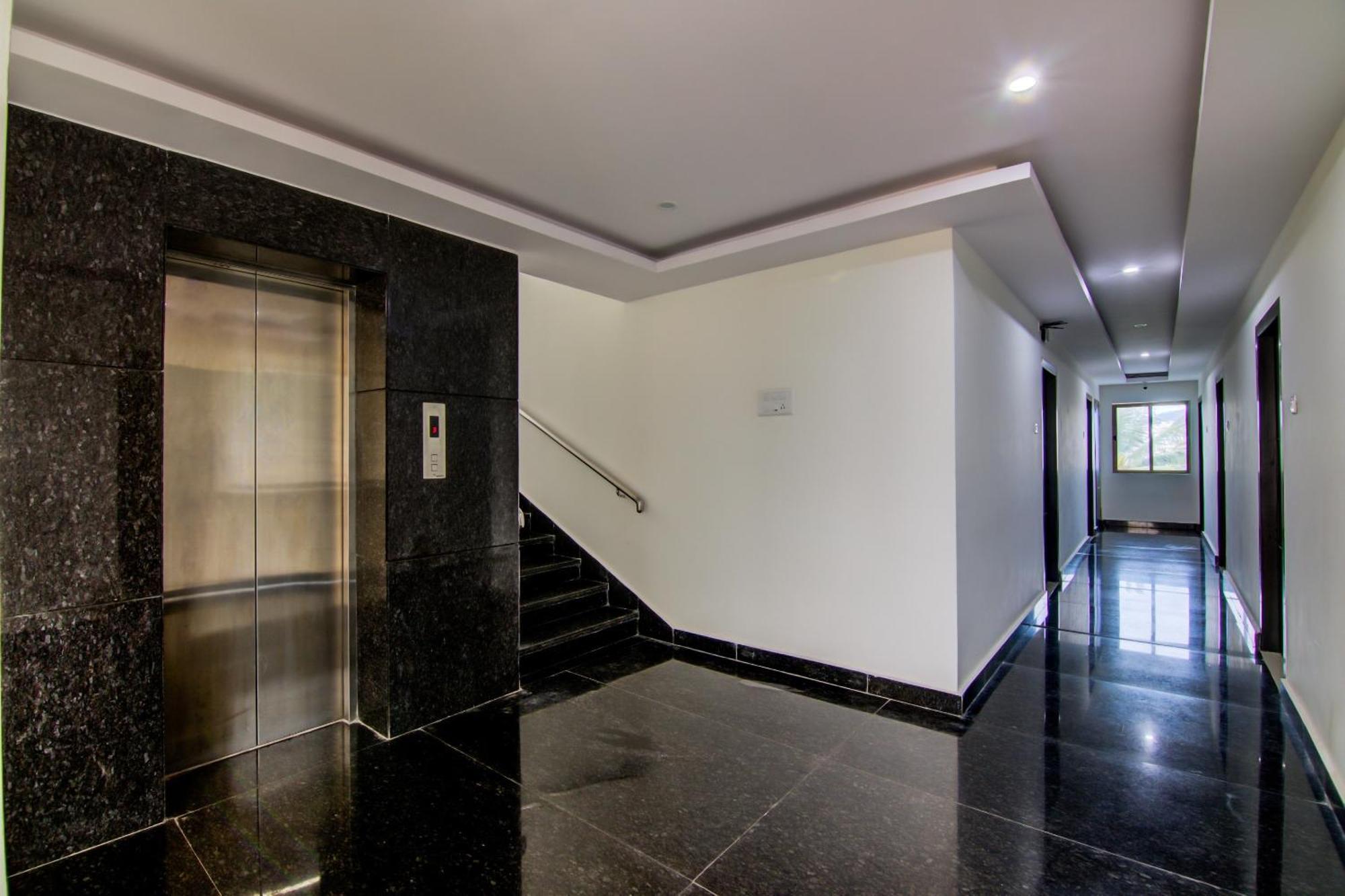 Super Collection O Ramachandra Residency Kurmannapalem Exterior foto
